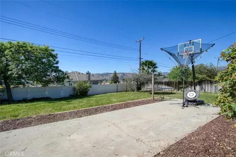 Exterior - 11758 Grant St, Yucaipa, CA 92399 photo 19 of 19
