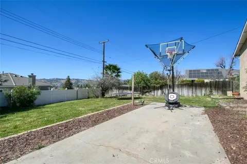 Exterior - 11758 Grant St, Yucaipa, CA 92399 photo 17 of 19