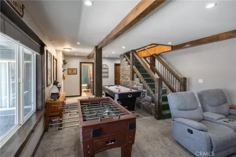 Entry Way - 43656 Ridge Crst, Big Bear Lake, CA 92315 photo 2 of 4
