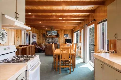 Dining - 43656 Ridge Crst, Big Bear Lake, CA 92315 photo 1 of 1