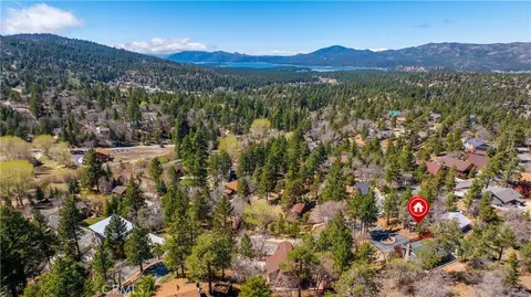 View/Area - 43656 Ridge Crst, Big Bear Lake, CA 92315 photo 4 of 4