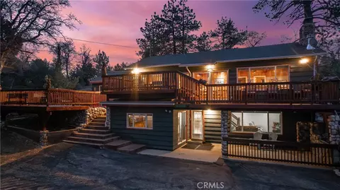 Exterior - 43656 Ridge Crst, Big Bear Lake, CA 92315 photo 3 of 8