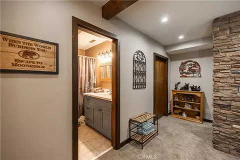 Entry Way - 43656 Ridge Crst, Big Bear Lake, CA 92315 photo 4 of 4
