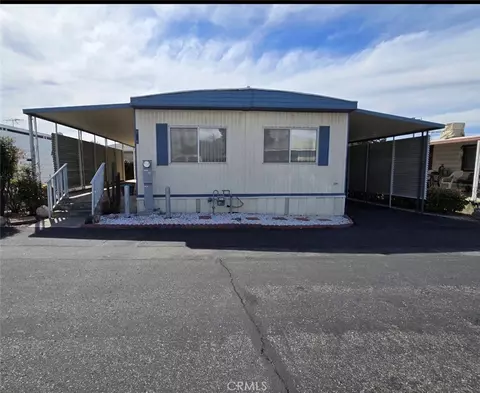 12220 5th St #205, Yucaipa, CA 92399