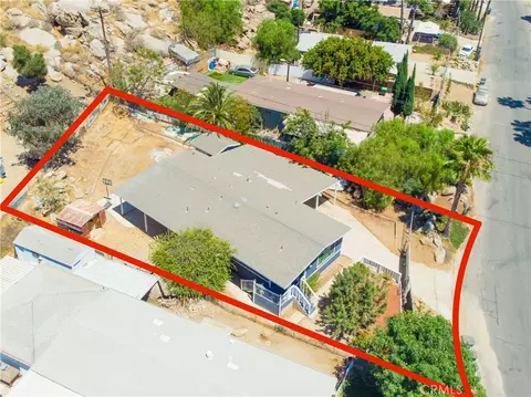 700 Shawnee Rd, Perris, CA 92570 photo 32