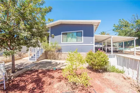 700 Shawnee Rd, Perris, CA 92570 photo 2