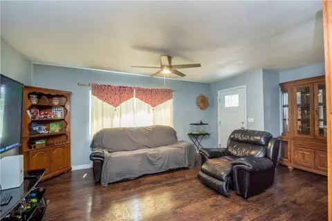 700 Shawnee Rd, Perris, CA 92570 photo 6
