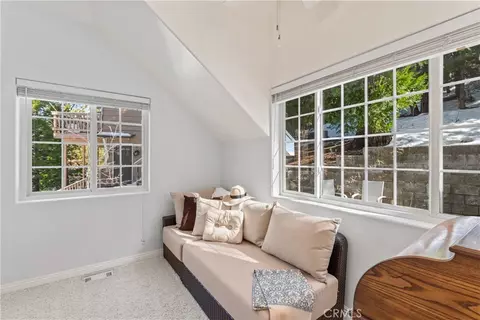 Bedroom - 197 Massive Rd, Lake Arrowhead, CA 92352 photo 1 of 14
