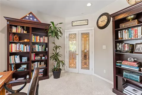 Entry Way - 197 Massive Rd, Lake Arrowhead, CA 92352 photo 3 of 6