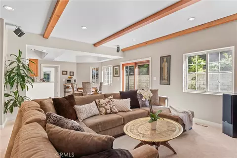 Living - 197 Massive Rd, Lake Arrowhead, CA 92352 photo 3 of 5