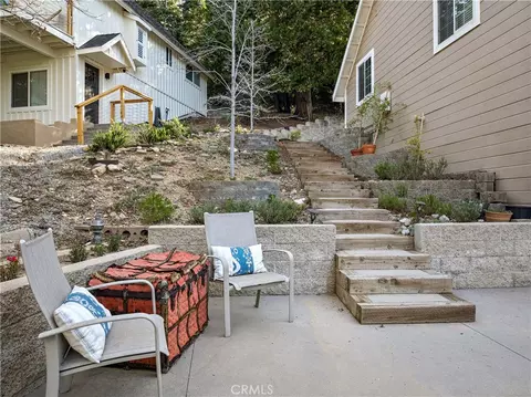 Exterior - 197 Massive Rd, Lake Arrowhead, CA 92352 photo 3 of 13