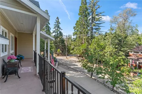 Exterior - 197 Massive Rd, Lake Arrowhead, CA 92352 photo 7 of 15