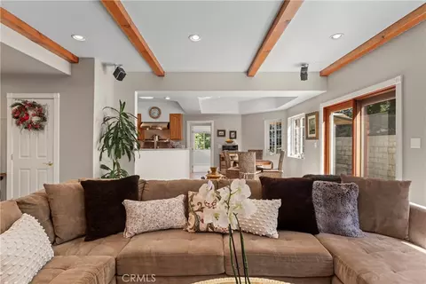 Living - 197 Massive Rd, Lake Arrowhead, CA 92352 photo 4 of 5