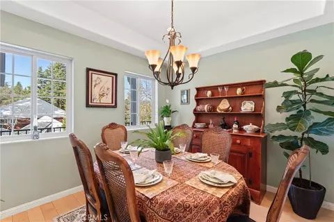 Dining - 197 Massive Rd, Lake Arrowhead, CA 92352 photo 5 of 6