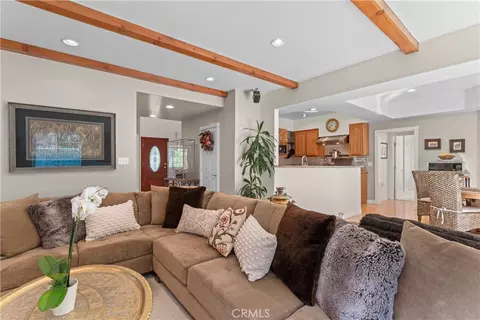 Living - 197 Massive Rd, Lake Arrowhead, CA 92352 photo 5 of 5