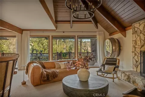27538 W Shore Rd, Lake Arrowhead, CA 92352
