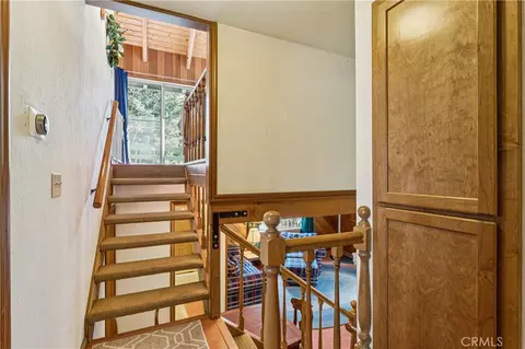 Entry Way - 175 Massive, Lake Arrowhead, CA 92317 photo 4 of 4