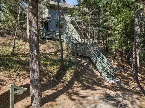 Exterior - 175 Massive, Lake Arrowhead, CA 92317 photo 6 of 10