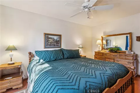 Bedroom - 175 Massive, Lake Arrowhead, CA 92317 photo 4 of 6