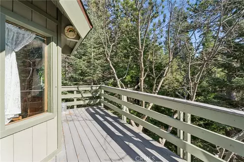 Exterior - 175 Massive, Lake Arrowhead, CA 92317 photo 8 of 10
