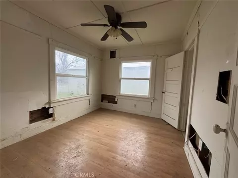 Bedroom - 307 S Curry St, Tehachapi, CA 93561 photo 3 of 3