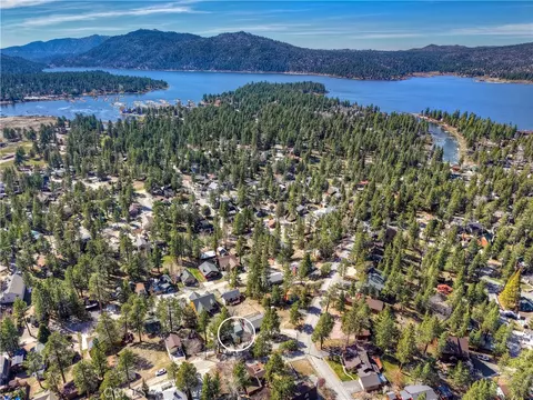 View/Area - 508 Vista, Big Bear Lake, CA 92315 photo 2 of 4