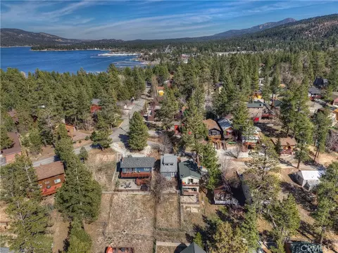 View/Area - 508 Vista, Big Bear Lake, CA 92315 photo 1 of 4