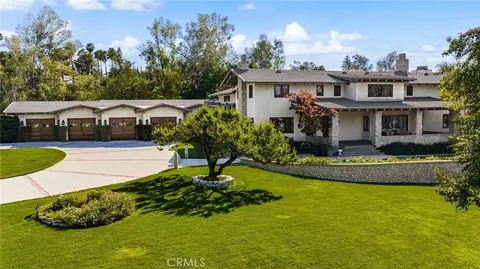 Exterior - 1688 Dwight, Redlands, CA 92373 photo 2 of 9