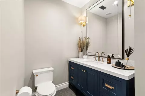 Bath - 1688 Dwight, Redlands, CA 92373 photo 6 of 14