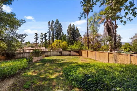 Exterior - 1688 Dwight, Redlands, CA 92373 photo 6 of 9