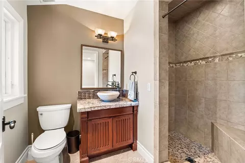 Bath - 1688 Dwight, Redlands, CA 92373 photo 11 of 14