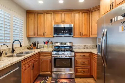 Kitchen - 3198 Bexfield Ct, Riverside, CA 92503 photo 2 of 2