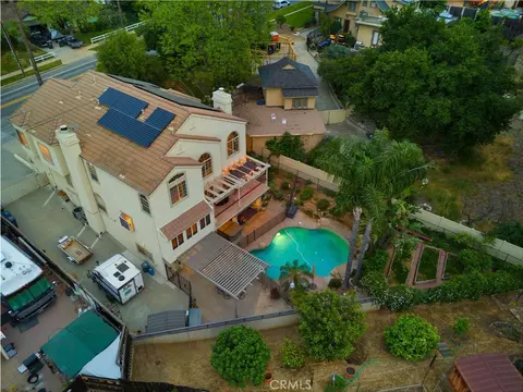 334 Lakeside, Redlands, CA 92373