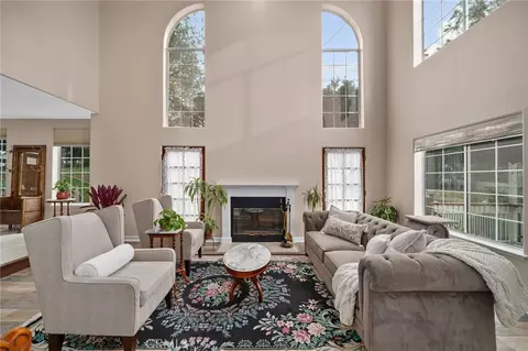 Living - 334 Lakeside, Redlands, CA 92373 photo 1 of 3