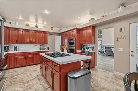 Kitchen - 334 Lakeside, Redlands, CA 92373 photo 2 of 4