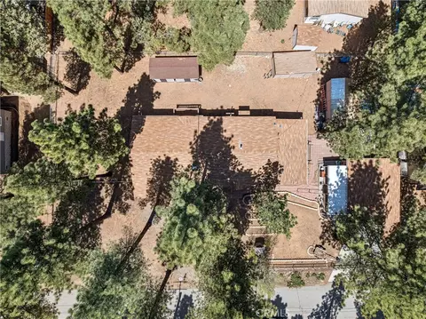 View/Area - 2013 Cedar, Big Bear City, CA 92314 photo 3 of 3