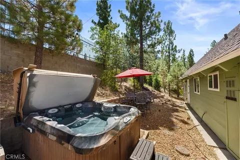 Exterior - 653 Temple, Big Bear Lake, CA 92315 photo 2 of 9