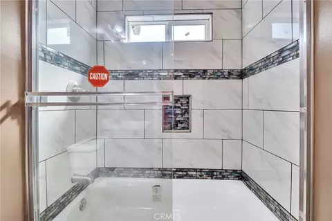 Bath - 2146 E Lucien, Compton, CA 90222 photo 2 of 4