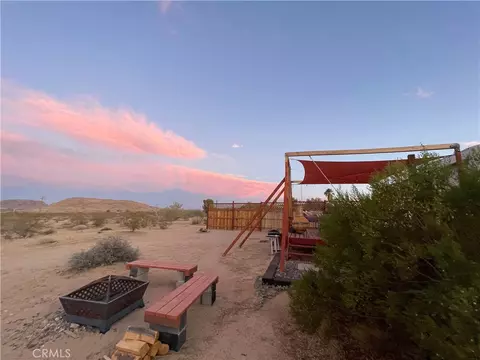 Exterior - 4319 Dusty Mile Rd, Landers, CA 92285 photo 14 of 20
