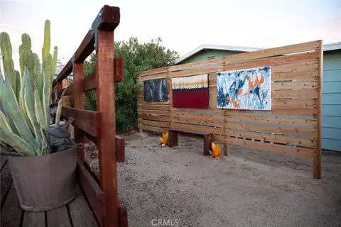Exterior - 4319 Dusty Mile Rd, Landers, CA 92285 photo 12 of 16