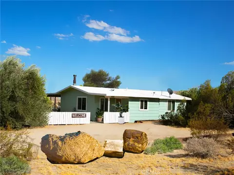 Exterior - 4319 Dusty Mile Rd, Landers, CA 92285 photo 1 of 16
