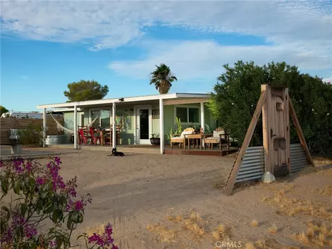 Exterior - 4319 Dusty Mile Rd, Landers, CA 92285 photo 3 of 16