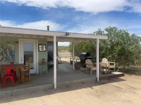 Exterior - 4319 Dusty Mile Rd, Landers, CA 92285 photo 9 of 20
