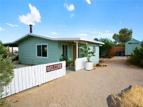 Exterior - 4319 Dusty Mile Rd, Landers, CA 92285 photo 5 of 16
