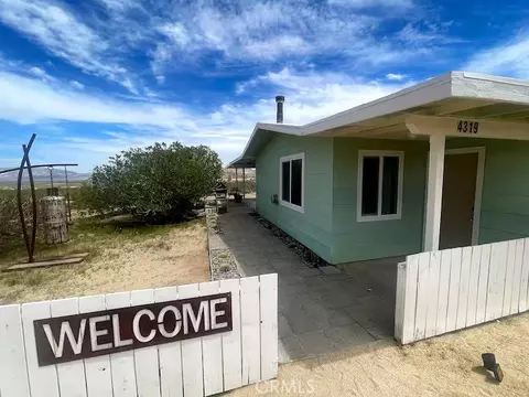 Exterior - 4319 Dusty Mile Rd, Landers, CA 92285 photo 3 of 20