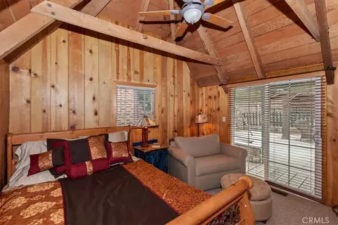 Bedroom - 295 Sunset, Lake Arrowhead, CA 92352 photo 1 of 9