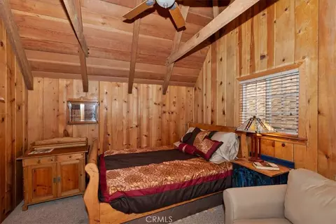 Bedroom - 295 Sunset, Lake Arrowhead, CA 92352 photo 2 of 9