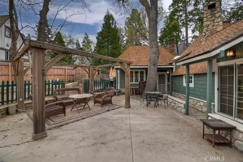 Exterior - 295 Sunset, Lake Arrowhead, CA 92352 photo 8 of 14