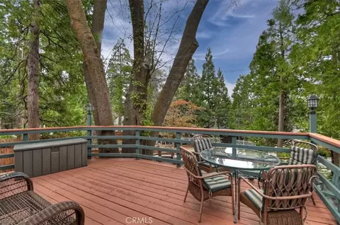 Exterior - 295 Sunset, Lake Arrowhead, CA 92352 photo 7 of 14