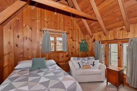 Bedroom - 295 Sunset, Lake Arrowhead, CA 92352 photo 9 of 9